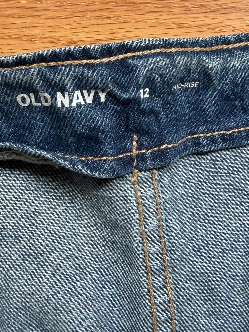Old Navy Classic Blue Denim Midi Skirt with Front Zip NWT - Picture 5 of 6